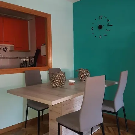 Apartahotel *